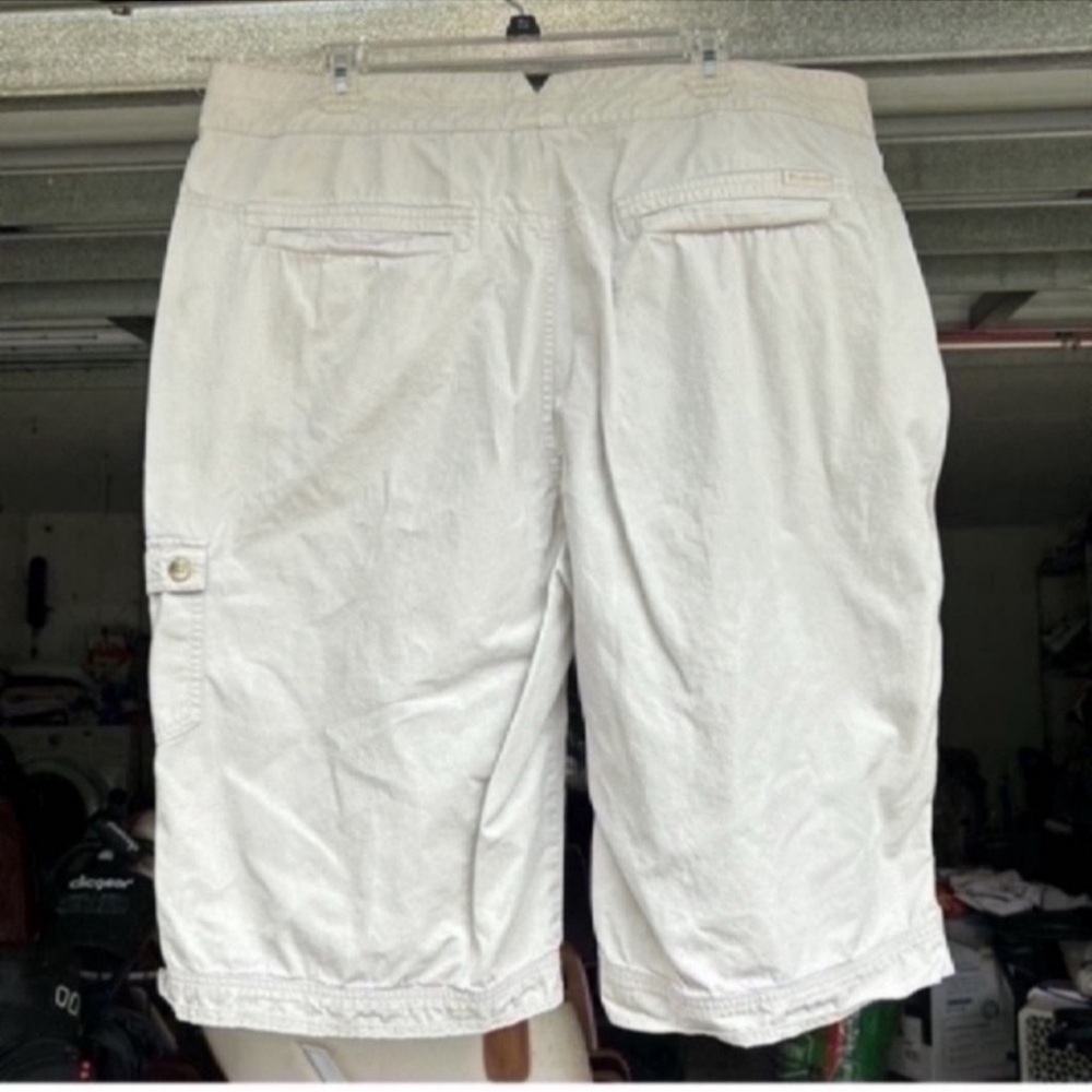 Columbia Light Tan Cargo Shorts - Picture 5 of 6